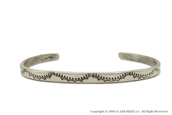 INDIAN JEWELRY ナバホ族|スタンプワーク|バングル『Navajo